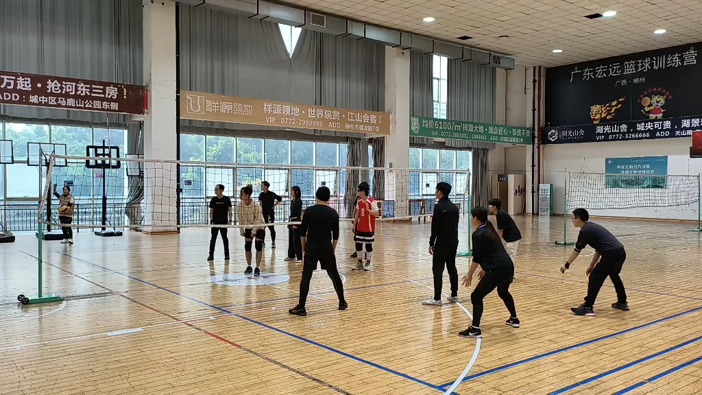 柳州篮球训练基地怎样订场